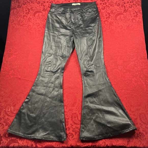 Rock & Roll Cowgirl Black Flare Jeans - Picture 1 of 16